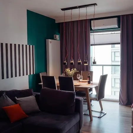 Apartament Zebra Z Bezplatnym Parkingiem I Klimatyzacja * Poznan
